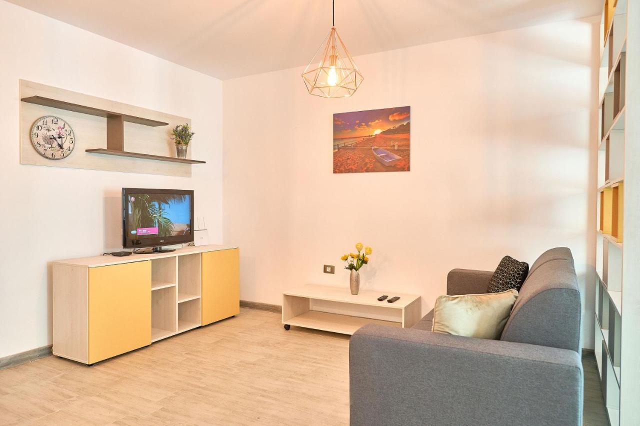 מאמאיה Orange Summer Apartment Spa Pools Beach Resort מראה חיצוני תמונה